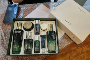 Quản lý thị trường Hà Nội vào cuộc xử lý đơn tố cáo Chu Thanh Huyền bán mỹ phẩm không tem nhãn