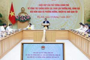 Thứ trưởng Nguyễn Sinh Nhật Tân: Hoàn thiện chính sách chống buôn lậu, gian lận thương mại