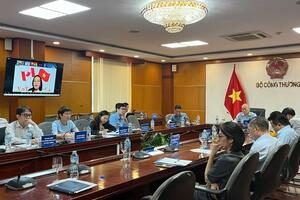 Ngành dệt may - da giày Việt Nam cần bước qua 'lằn ranh gia công'