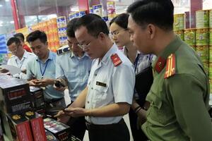 Điện Biên: Hàng ngàn sản phẩm vi phạm bị tiêu hủy