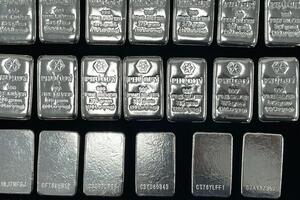 Giá bạc hôm nay 19/8/2025: Bạc tăng nhẹ