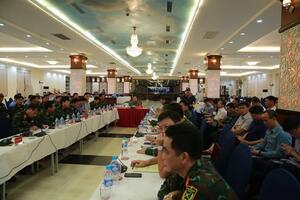 Phó Thủ tướng Trần Hồng Hà chủ trì họp chỉ đạo khắc phục hậu quả bão số 5, ứng phó với mưa lũ sau bão