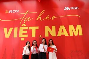 Check-in cùng bức tường Tự hào Việt Nam trên đường Nguyễn Chí Thanh