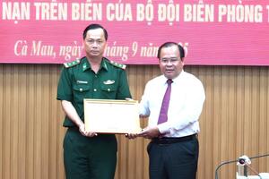 Cà Mau biểu dương những tấm gương cứu hộ ngư dân gặp nạn