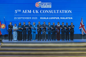 Hội nghị tham vấn giữa Bộ trưởng Kinh tế ASEAN với các đối tác