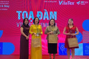 Dệt may Việt Nam phải tăng tốc 'xanh hóa' giữ lợi thế xuất khẩu
