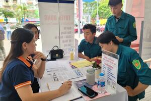 Bức tranh việc làm ngày càng rực rỡ sắc màu