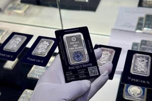 Giá bạc thế giới giảm mạnh sau chuỗi tăng nóng