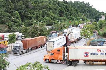 2 ngày, 3.822 xe hàng hóa xuất nhập khẩu qua cửa khẩu tỉnh Lạng Sơn