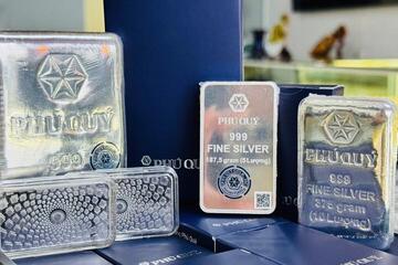 Giá bạc hôm nay 4/2/2026: Đảo chiều hồi phục