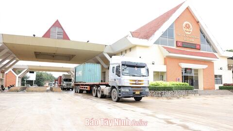 Cửa khẩu quốc tế Xa Mát: Khó khăn trong việc tìm địa điểm tập kết, kiểm tra, giám sát hàng hoá xuất, nhập khẩu 