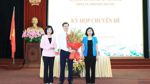 Đồng chí Nguyễn Xuân Phong giữ chức Chủ tịch UBND huyện Thanh Trì