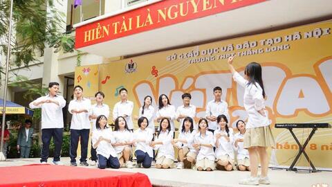 Giúp học sinh lớp 10 sẵn sàng bước vào môi trường mới