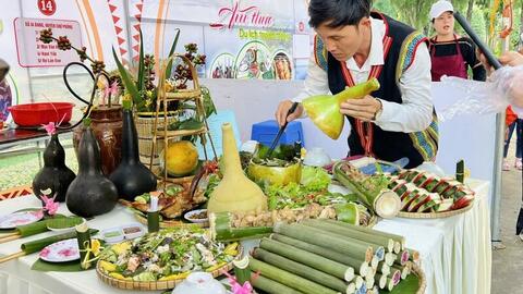 Những người giữ lửa cho ẩm thực buôn làng