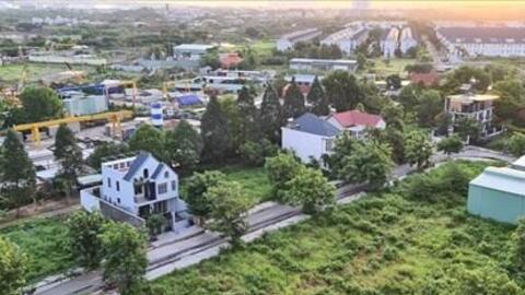 Đất nông nghiệp xen kẹt tại khu dân cư có thể chuyển sang đất ở lâu dài