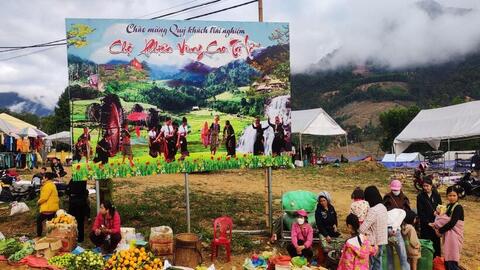 Sản phẩm vùng dân tộc Nghệ An vượt núi xuống phố