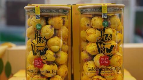 Đồng bào vùng cao đưa hoa hồi, trà hoa vàng vươn tầm giá trị mới