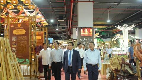 Tổng duyệt chương trình khai mạc Triển lãm Thành tựu đất nước