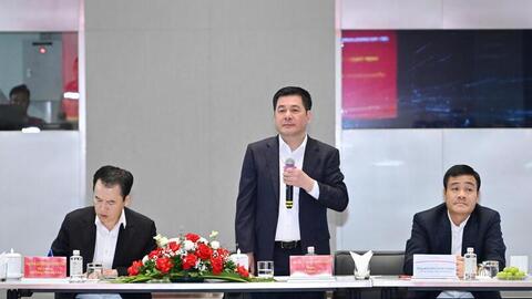 Việt Nam sẵn sàng chia sẻ kinh nghiệm phát triển công nghiệp với Lào