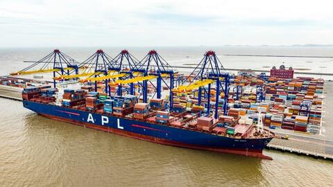 Năm 2025 cả nước xuất siêu 20,03 tỷ USD