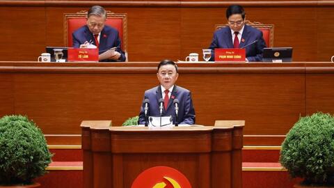 Tiếp tục đổi mới mạnh mẽ phương thức lãnh đạo, cầm quyền của Đảng