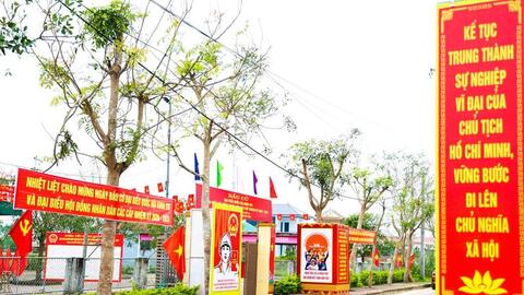 Hà Tĩnh: Rực rỡ sắc đỏ trước ngày hội non sông
