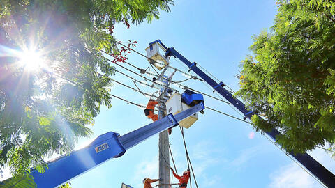 EVNCPC bảo đảm cung cấp điện an toàn dịp lễ Giỗ Tổ Hùng Vương, 30/4 - 1/5