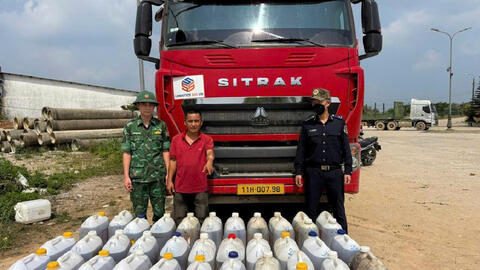 Đà Nẵng: Phát hiện gần 900 lít dầu Diesel “tuồn lậu” qua cửa khẩu