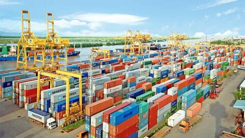 Để trung tâm logistics trở thành 'cực tăng trưởng mới'