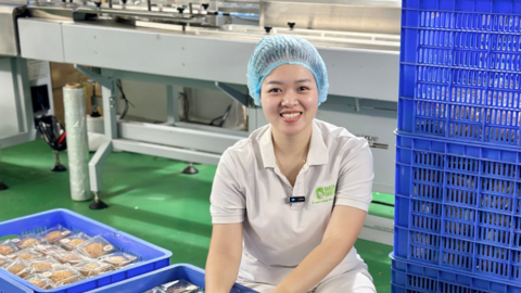 Baki Food ra mắt bánh bông lan mochi trứng chảy mùa hè 2026