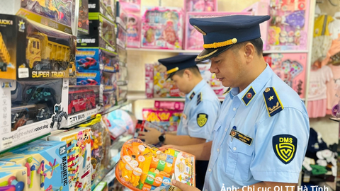 Hà Tĩnh: Tổng lực kiểm soát đồ chơi trẻ em dịp Trung thu