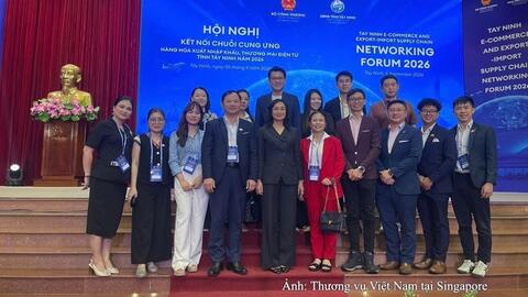 8 tháng, thương mại Việt Nam - Singapore đạt 37,6 tỷ SGD