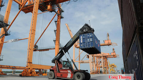 Phát triển dịch vụ logistics, tạo đòn bẩy cho xuất nhập khẩu đến năm 2030
