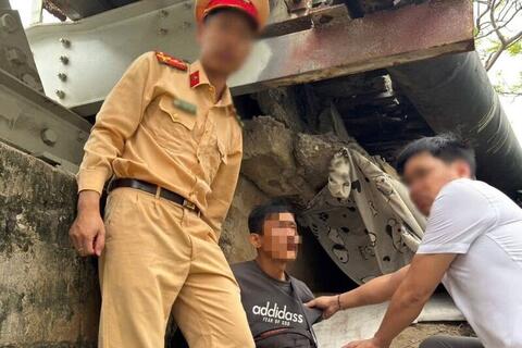 Hải Phòng: Triệt phá tụ điểm ma tuý phức tạp dưới gầm cầu Tam Bạc