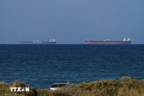 Hải quân Mỹ phong tỏa Hormuz, Iran phản ứng cứng rắn