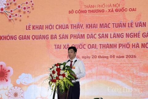 Gắn kết lễ hội với không gian quảng bá đặc sản làng nghề xã Quốc Oai