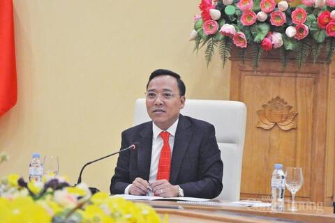 Thứ trưởng Nguyễn Hoàng Long làm việc với Tập đoàn NOVATEK về LNG