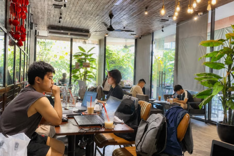 Sinh viên Đà Nẵng ‘chạy’ khỏi nhà trọ vì nắng nóng