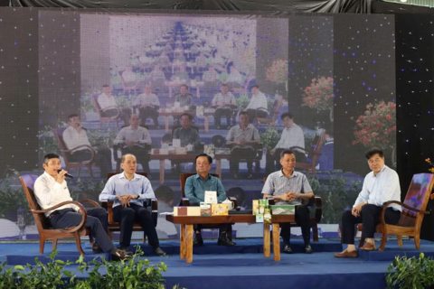 Toạ đàm người nông dân chuyên nghiệp trong kỷ nguyên mới tại Sơn La