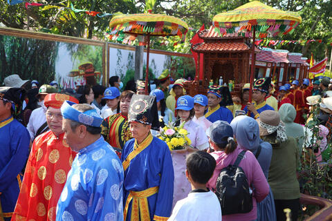 Chùa Bà Nước Mặn: Dấu xưa thương cảng, mạch nguồn chữ Quốc ngữ
