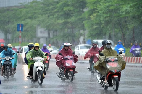 Dự báo thời tiết 3/8: Bắc Bộ mưa dông, Nam Bộ mưa về chiều tối