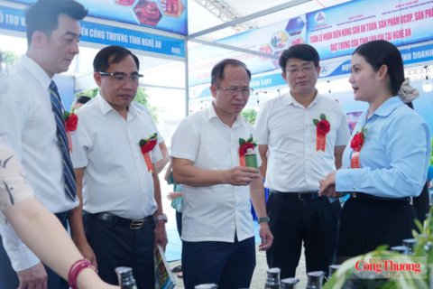 40 gian hàng nông sản Lào Cai đến với người tiêu dùng Nghệ An