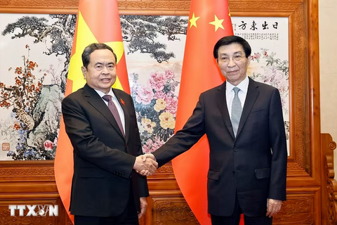 Chủ tịch Quốc hội hội kiến Chủ tịch Chính hiệp Toàn quốc Trung Quốc