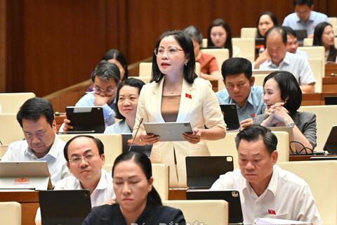 Đoàn ĐBQH tỉnh Đắk Lắk: Lắng nghe, đồng hành vì sự phát triển bền vững