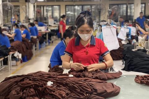 Dệt may góp lực vào kỷ lục 1.000 tỷ USD xuất nhập khẩu