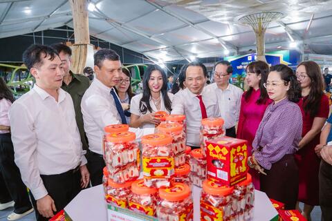Khai mạc Hội chợ Triển lãm Sản phẩm Công nghiệp Nông thôn tại Đà Nẵng