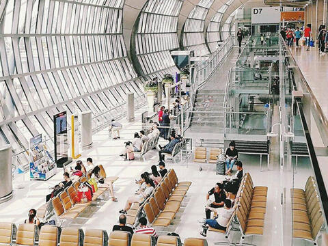 Thái Lan từ chối nhập cảnh hơn 30 người nước ngoài