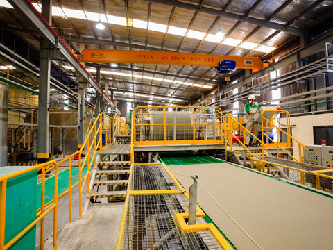 Saint - Gobain Việt Nam vận hành nhà máy tấm xi măng đạt Zero carbon