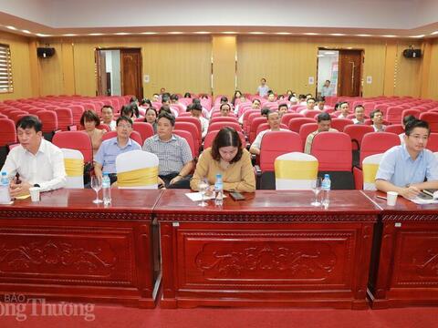 Hội nghị toàn quốc quán triệt và triển khai Nghị quyết 05-NQ/TW