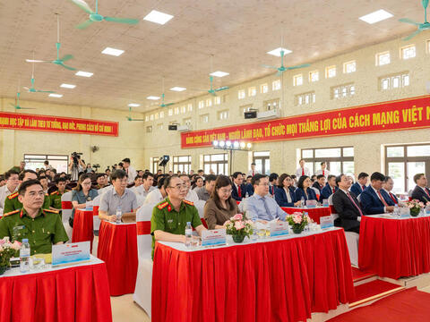 Ninh Bình ra mắt Trạm dịch vụ công số tích hợp công nghệ AI